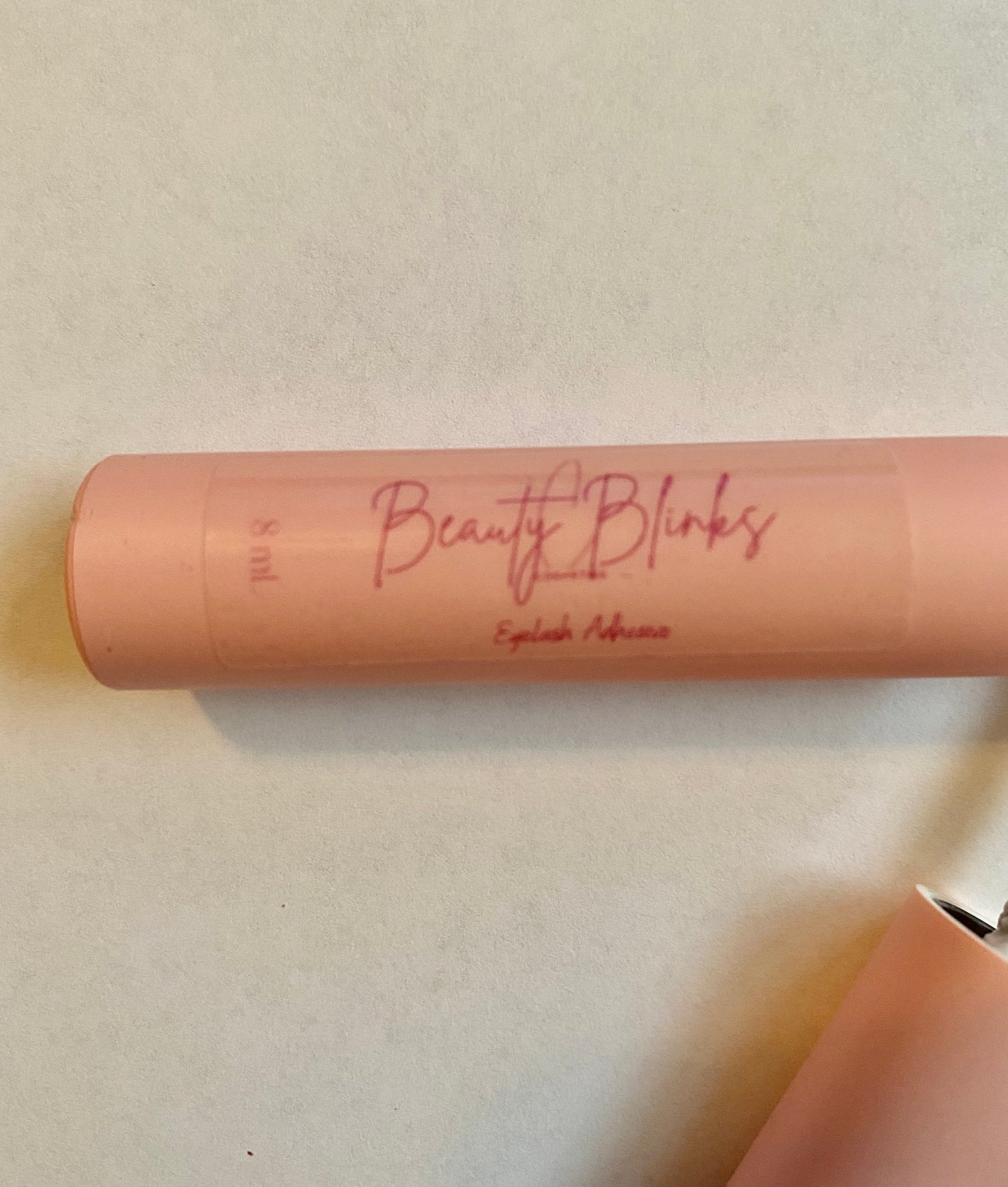 Waterproof Eyelash Adhesive- Medium Hold / White